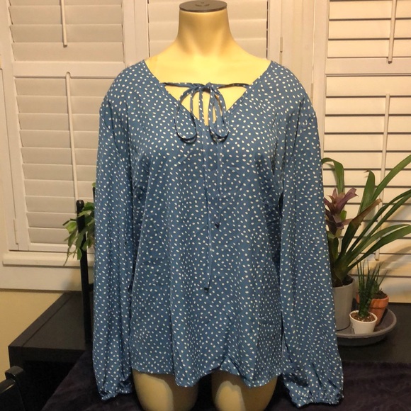 3/$18 PROMO - NWOT Shein Curve Polka Dot Blouse - Sz 2XL - Picture 2 of 6
